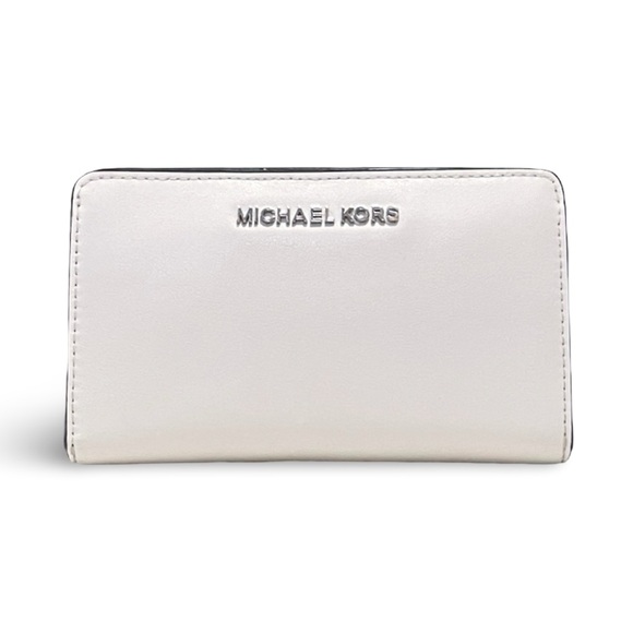 Michael Kors Handbags - LIKE NEW! Michael Kors White Leather & Saffiano Bifold Smartphone Travel Wallet